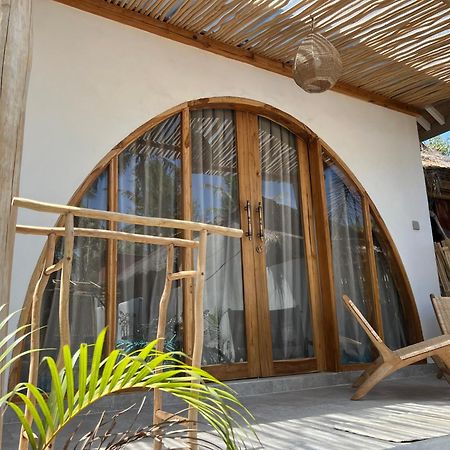 Rumah Canaria Bungalow غيلي تراوانغان المظهر الخارجي الصورة